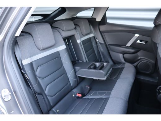 Citroën C4 1.2 PURETECH 130PK SHINE / NAVI / LEDER / CLIMA / FULL-LED / PDC / 18" LMV / CAMERA / HUD / KEYLE... ActivLease financial lease