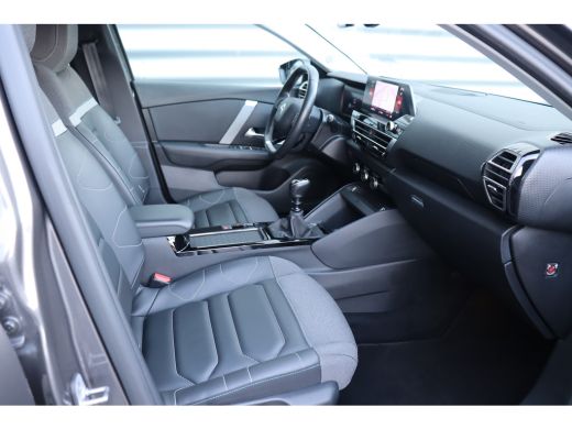 Citroën C4 1.2 PURETECH 130PK SHINE / NAVI / LEDER / CLIMA / FULL-LED / PDC / 18" LMV / CAMERA / HUD / KEYLE... ActivLease financial lease