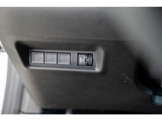 Fiat 600E Fiat RED 54 kWh | Apple Carplay & Android Auto | Parkeersensoren | Cruise Controle | Fabrieksgara... ActivLease financial lease