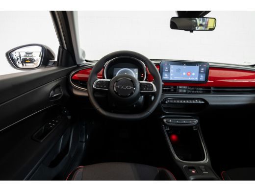 Fiat 600E Fiat RED 54 kWh | Apple Carplay & Android Auto | Parkeersensoren | Cruise Controle | Fabrieksgara... ActivLease financial lease