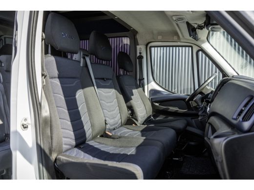 Iveco Daily 35S16 L2H2 | Automaat | 160PK | 3.5T Trekgewicht | 7-Zits | Cruise | Camera | PDC | Climate | Imp... ActivLease financial lease