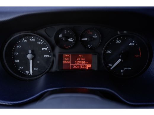 Iveco Daily 35S16 L2H2 | Automaat | 160PK | 3.5T Trekgewicht | 7-Zits | Cruise | Camera | PDC | Climate | Imp... ActivLease financial lease