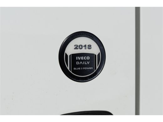 Iveco Daily 35S16 L2H2 | Automaat | 160PK | 3.5T Trekgewicht | 7-Zits | Cruise | Camera | PDC | Climate | Imp... ActivLease financial lease