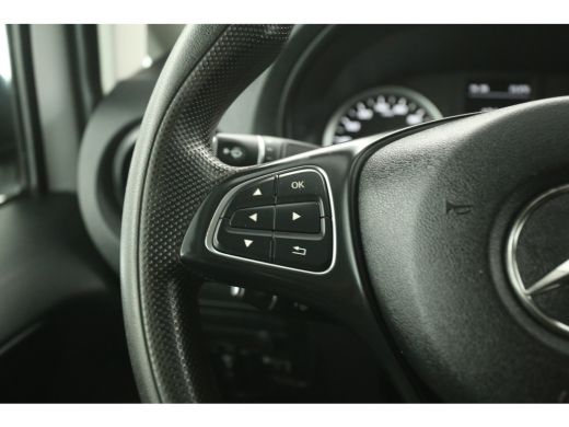 Mercedes Vito 114 CDI Lang Airco Camera Cruise Navigatie PDC Elektrpakket Trekhaak ActivLease financial lease