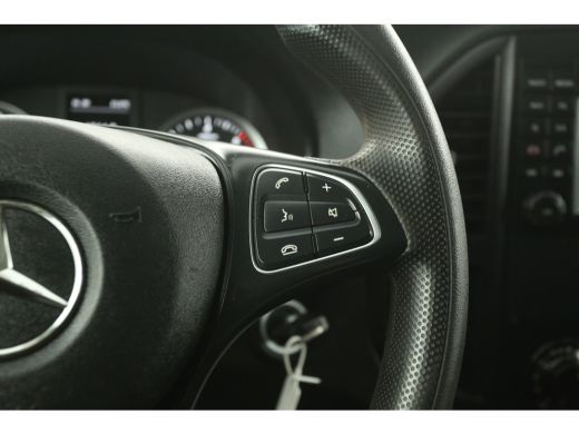 Mercedes Vito 114 CDI Lang Airco Camera Cruise Navigatie PDC Elektrpakket Trekhaak ActivLease financial lease