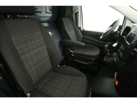 Mercedes Vito 114 CDI Lang Airco Camera Cruise Navigatie PDC Elektrpakket Trekhaak ActivLease financial lease