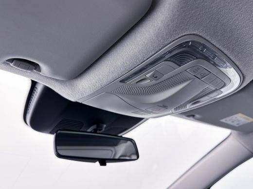 Mercedes Vito 114 CDI Lang DC Dubbele Cabine 24 maanden Certified Garantie Led Trekhaak Navigatie Achteruitrija... ActivLease financial lease