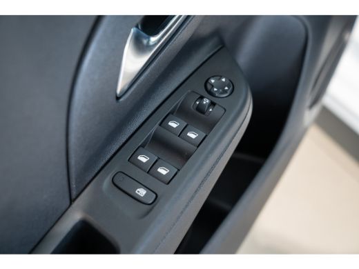 Opel Corsa 1.2 Turbo 100 PK Automaat | Camera | Parkeersensoren | Apple Carplay & Android Auto | Dodehoek be... ActivLease financial lease