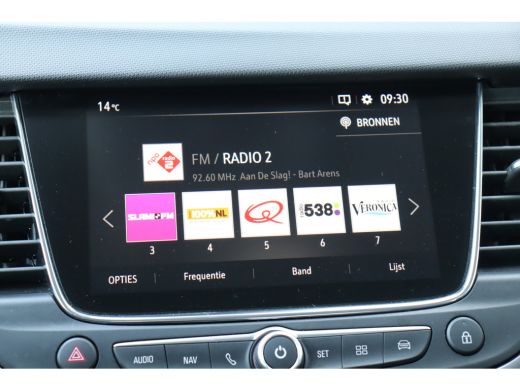 Opel Crossland X 1.2 TURBO 110PK INNOVATION+ / NAVI / LEDER / CLIMA / LED / PDC / 16" LMV / BLUETOOTH / CRUISECONT... ActivLease financial lease