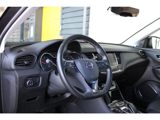 Opel Grandland X Opel 1.6 Turbo Hybrid4 Ultimate | Dodehoek detectie | LED koplampen | Lichtmetalen velgen 19" ActivLease financial lease
