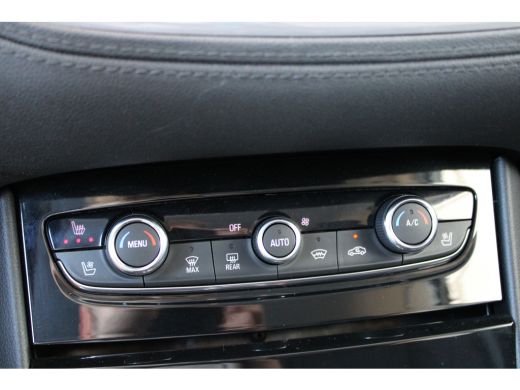 Opel Grandland X Opel 1.6 Turbo Hybrid4 Ultimate | Dodehoek detectie | LED koplampen | Lichtmetalen velgen 19" ActivLease financial lease