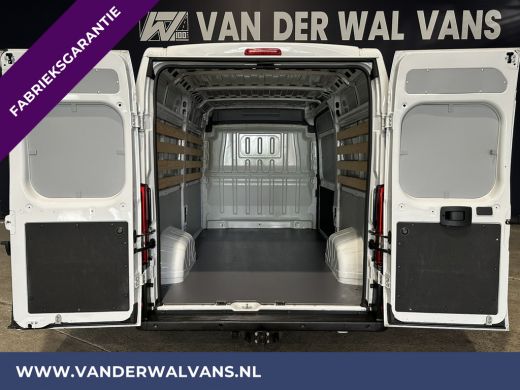 Opel Movano 2.2D 120pk L2H2 Fabrieksgarantie Euro6 Airco | 2500kg Trekhaak | Apple Carplay | Cruisecontrol An... ActivLease financial lease