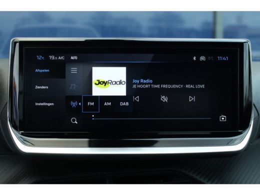 Peugeot 2008 1.2 130 Allure | CarPlay | 17" LMV | LED | Leder/Stof | Cruise | Bluetooth | Clima | ActivLease financial lease