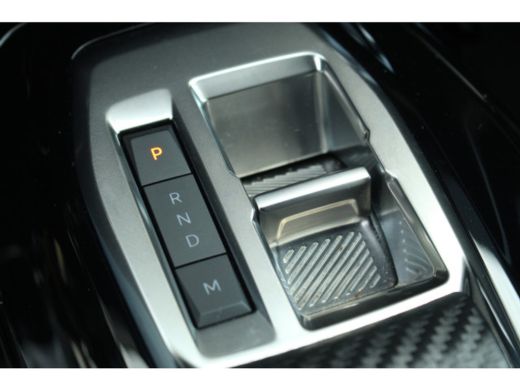 Peugeot 2008 1.2 130 Allure | CarPlay | 17" LMV | LED | Leder/Stof | Cruise | Bluetooth | Clima | ActivLease financial lease