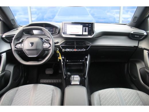 Peugeot 2008 1.2 130 Allure | CarPlay | 17" LMV | LED | Leder/Stof | Cruise | Bluetooth | Clima | ActivLease financial lease
