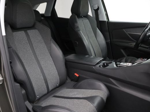 Peugeot 3008 1.6 e-THP 165 PK AUT. PREMIUM *BTW* + PANORAMA / CAMERA / CARPLAY ActivLease financial lease