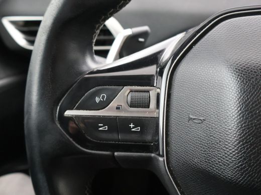 Peugeot 3008 1.6 e-THP 165 PK AUT. PREMIUM *BTW* + PANORAMA / CAMERA / CARPLAY ActivLease financial lease