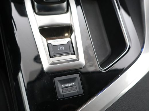 Peugeot 3008 1.6 e-THP 165 PK AUT. PREMIUM *BTW* + PANORAMA / CAMERA / CARPLAY ActivLease financial lease