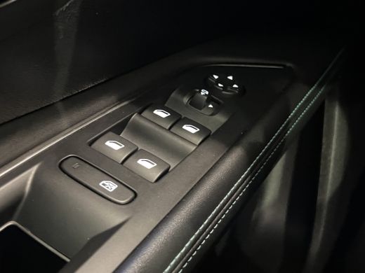Peugeot 5008 1.2 PureTech Allure Pack Business | Airco (automatisch) | Apple CarPlay/Android Auto | Camera ActivLease financial lease