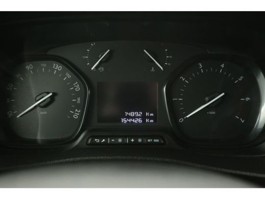 Peugeot Expert 231L 2.0 BlueHDI L3H1 177PK Automaat Airco 360Camera Cruise Carplay PDC LED 3 Persoons ActivLease financial lease