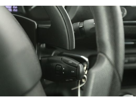 Peugeot Expert 231L 2.0 BlueHDI L3H1 177PK Automaat Airco 360Camera Cruise Carplay PDC LED 3 Persoons ActivLease financial lease