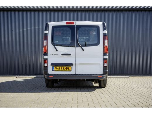 Renault Trafic 1.6 dCi | L1H1 | Navigatie | Cruise | Inrichting | PDC | Airco | Euro 6 ActivLease financial lease
