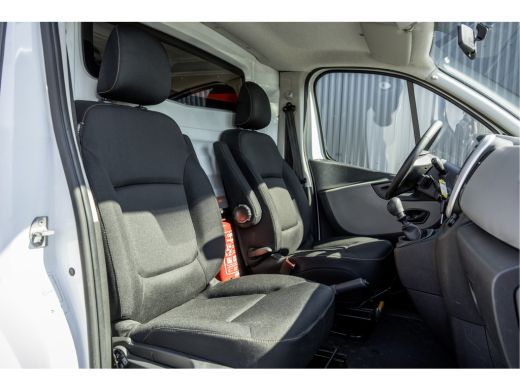 Renault Trafic 1.6 dCi | L1H1 | Navigatie | Cruise | Inrichting | PDC | Airco | Euro 6 ActivLease financial lease