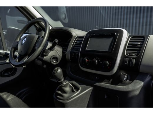 Renault Trafic 1.6 dCi | L1H1 | Navigatie | Cruise | Inrichting | PDC | Airco | Euro 6 ActivLease financial lease