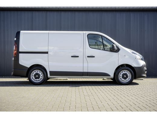 Renault Trafic 1.6 dCi | L1H1 | Navigatie | Cruise | Inrichting | PDC | Airco | Euro 6 ActivLease financial lease