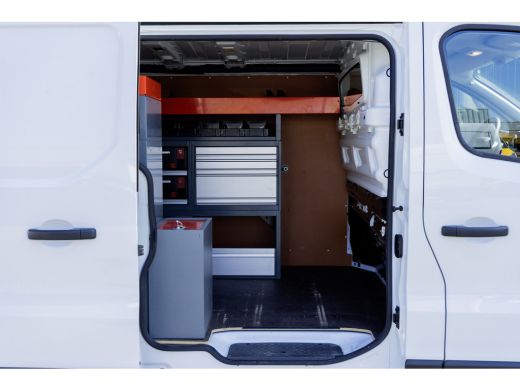 Renault Trafic 1.6 dCi | L1H1 | Navigatie | Cruise | Inrichting | PDC | Airco | Euro 6 ActivLease financial lease