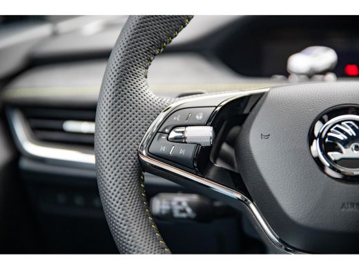 Skoda ENYAQ Coupé iV Skoda | 300PK | 4x4 | Trekhaak | 21 inch | Memory ActivLease financial lease