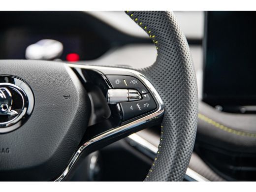Skoda ENYAQ Coupé iV Skoda | 300PK | 4x4 | Trekhaak | 21 inch | Memory ActivLease financial lease
