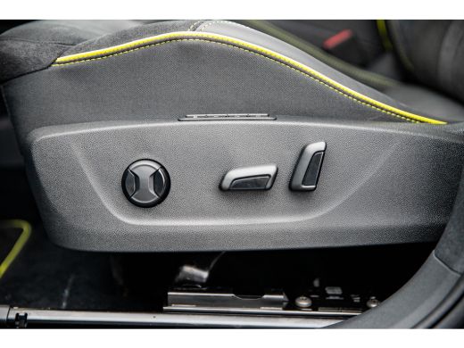 Skoda ENYAQ Coupé iV Skoda | 300PK | 4x4 | Trekhaak | 21 inch | Memory ActivLease financial lease