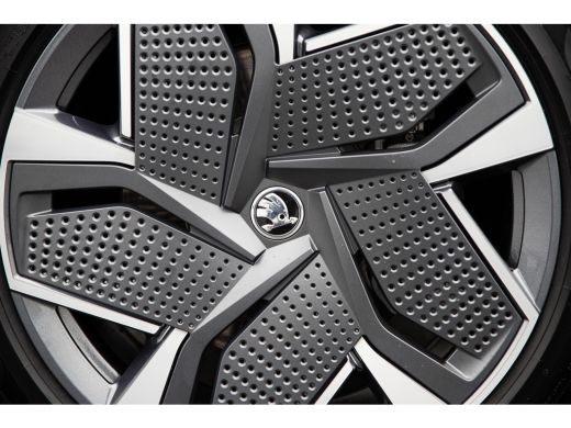 Skoda ENYAQ Coupé iV Skoda | 300PK | 4x4 | Trekhaak | 21 inch | Memory ActivLease financial lease