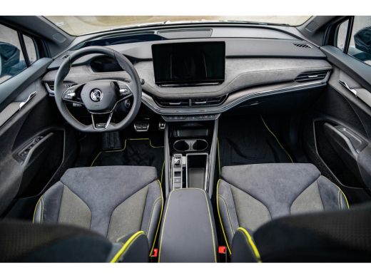 Skoda ENYAQ Coupé iV Skoda | 300PK | 4x4 | Trekhaak | 21 inch | Memory ActivLease financial lease