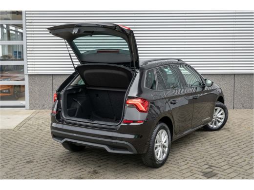 Skoda Kamiq 1.0 TSI 110pk DSG Ambition | Metaalkleur | Upgrade Pakket | Vierseizoenen banden ActivLease financial lease