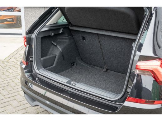 Skoda Kamiq 1.0 TSI 110pk DSG Ambition | Metaalkleur | Upgrade Pakket | Vierseizoenen banden ActivLease financial lease