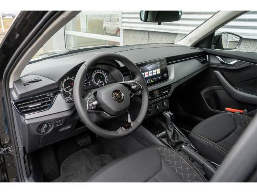 Skoda Kamiq 1.0 TSI 110pk DSG Ambition | Metaalkleur | Upgrade Pakket | Vierseizoenen banden ActivLease financial lease