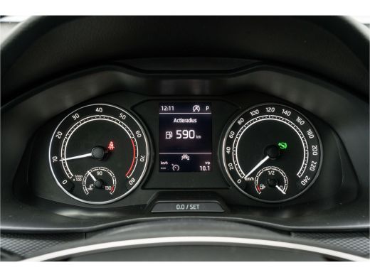 Skoda Kamiq 1.0 TSI 110pk DSG Ambition | Metaalkleur | Upgrade Pakket | Vierseizoenen banden ActivLease financial lease