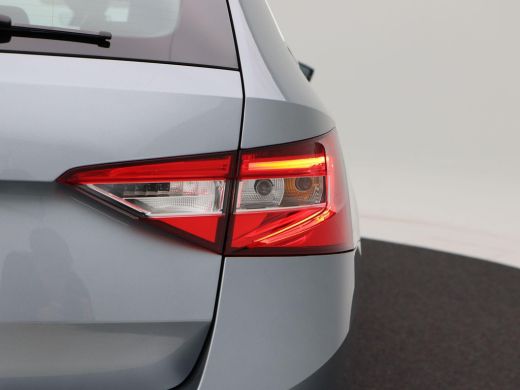 Skoda Superb Combi 1.5 TSi 150 Pk Automaat Business Edition | Navigatie | 17 Inch | Adaptive Cruise | Stoelver... ActivLease financial lease