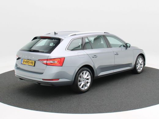 Skoda Superb Combi 1.5 TSi 150 Pk Automaat Business Edition | Navigatie | 17 Inch | Adaptive Cruise | Stoelver... ActivLease financial lease