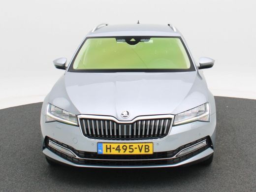 Skoda Superb Combi 1.5 TSi 150 Pk Automaat Business Edition | Navigatie | 17 Inch | Adaptive Cruise | Stoelver... ActivLease financial lease