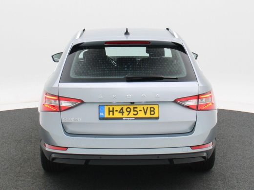 Skoda Superb Combi 1.5 TSi 150 Pk Automaat Business Edition | Navigatie | 17 Inch | Adaptive Cruise | Stoelver... ActivLease financial lease
