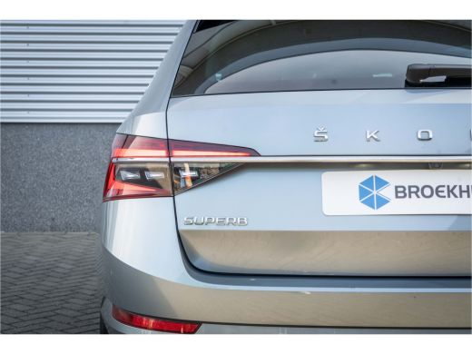 Skoda Superb Combi Škoda 1.4 TSI 218 PK DSG iV Phev L&K | Trekhaak| Camera | Leer| Electrische Stoelen | Canton| ActivLease financial lease