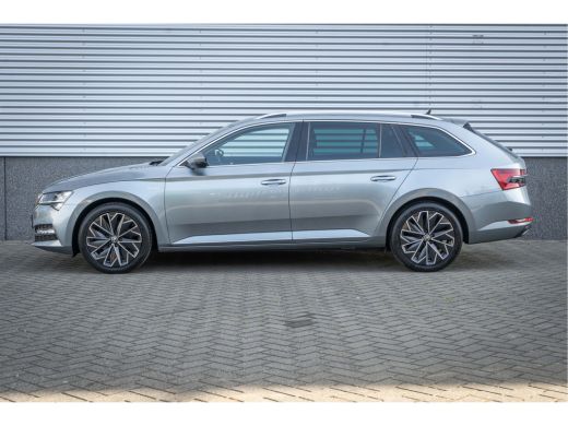Skoda Superb Combi Škoda 1.4 TSI 218 PK DSG iV Phev L&K | Trekhaak| Camera | Leer| Electrische Stoelen | Canton| ActivLease financial lease