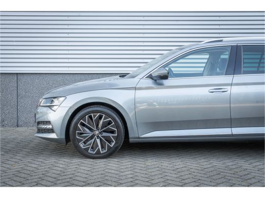 Skoda Superb Combi Škoda 1.4 TSI 218 PK DSG iV Phev L&K | Trekhaak| Camera | Leer| Electrische Stoelen | Canton| ActivLease financial lease