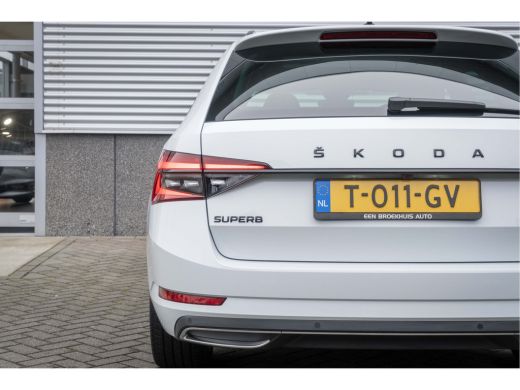 Skoda Superb Combi Škoda 1.4 TSI iV 218PK PHEV Sportline Business |Pan-dak| 19 Inch| Comfort en Functie Pakket| ActivLease financial lease