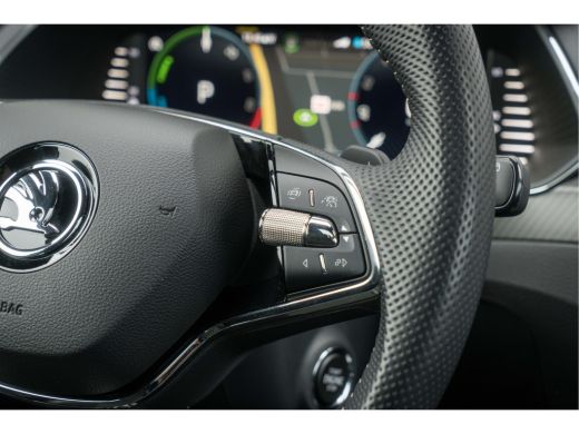 Skoda Superb Combi Škoda 1.4 TSI iV 218PK PHEV Sportline Business |Pan-dak| 19 Inch| Comfort en Functie Pakket| ActivLease financial lease