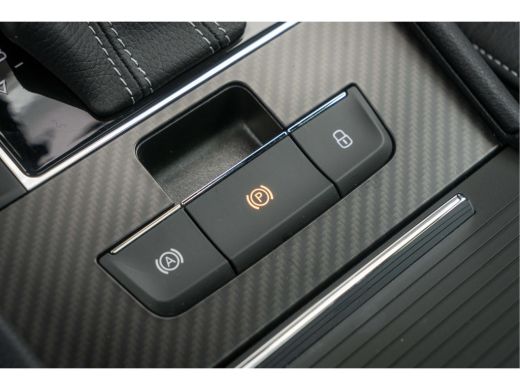 Skoda Superb Combi Škoda 1.4 TSI iV 218PK PHEV Sportline Business |Pan-dak| 19 Inch| Comfort en Functie Pakket| ActivLease financial lease