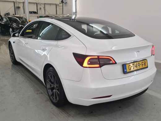 Tesla Model 3 Standard RWD Plus 60 kWh NL AUTO | CAMERA | LEDER | PANO ActivLease financial lease